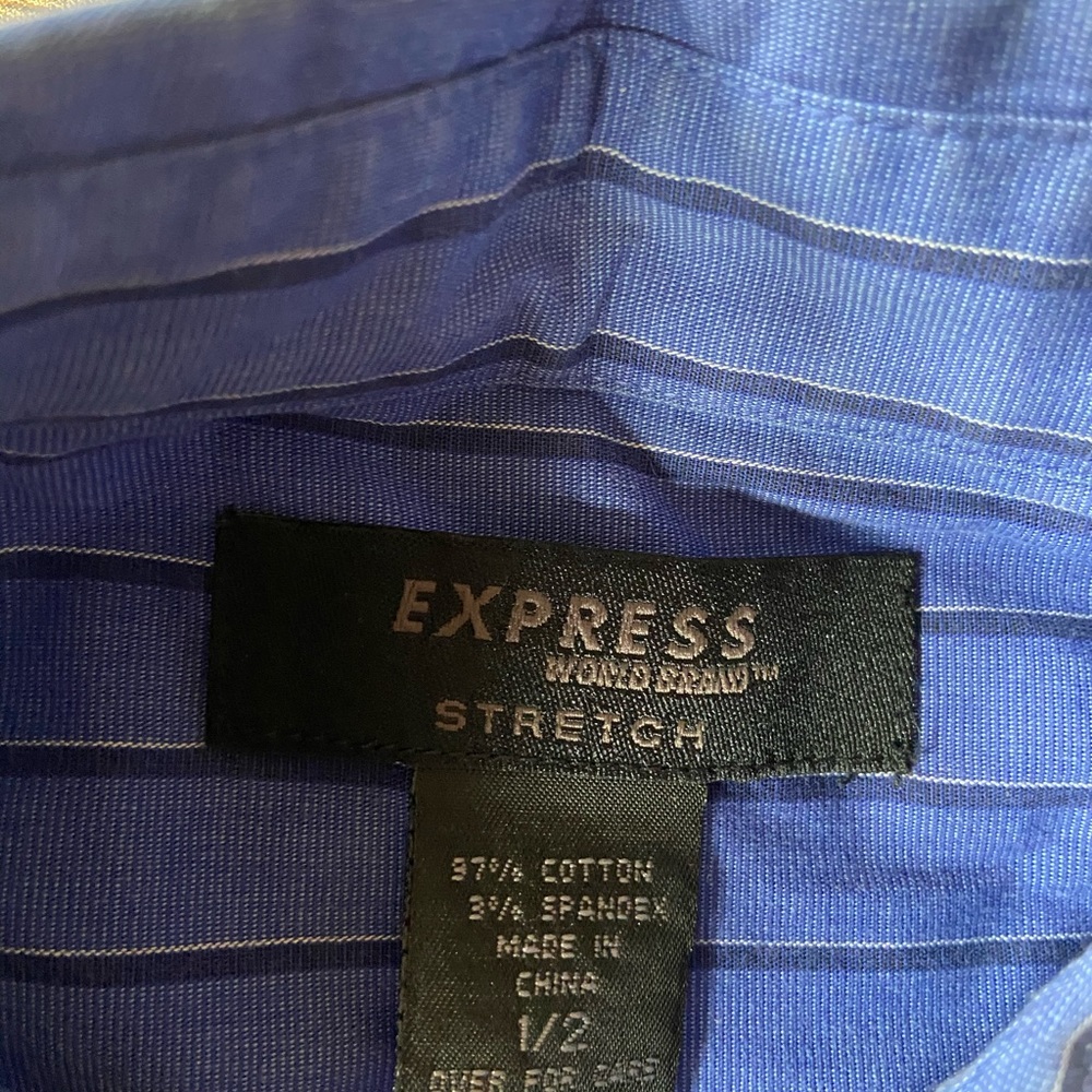 2/$15 Express blue button down - Picture 3 of 5